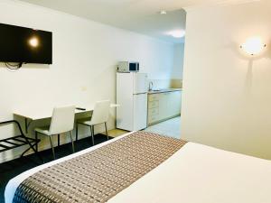 Quality Inn & Suites The Menzies - Dining Experiences