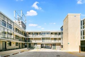 Quality Inn Sunshine Haberfield - Room Types and Features