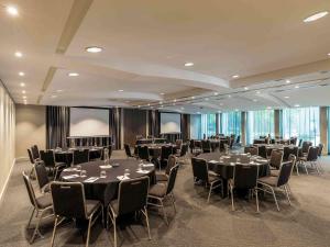 Quay West Suites Melbourne - Guest Reviews and Ratings