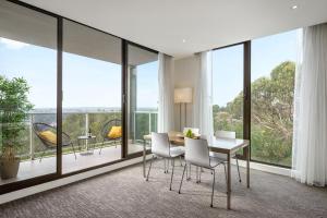 Quest Ivanhoe - In-Room Amenities