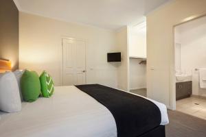 Quest Warrnambool - Accessibility and Pets