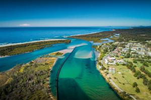 Riverside Holiday Resort Urunga - Convenient Location and Accessibility