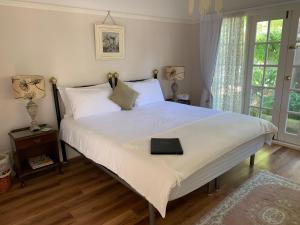 Rosebridge House Bed & Breakfast Adult Retreat - Shared Guest Facilities