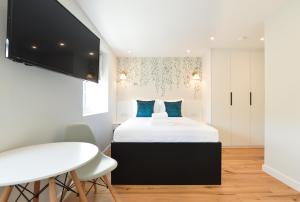 Sale Place Serviced Apartments by Concept Apartments - Overall Summary and Ratings