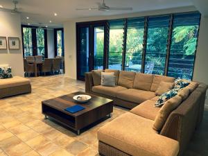 Sanctuary Palm Cove - Apartment Features