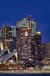 Shangri-La Sydney Review - Facilities and Amenities