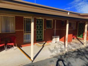 Sheffield Motor Inn - Guest Reviews and Ratings