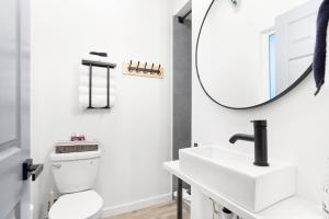 South Bay Inn - Guest Ratings and Reviews