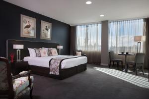 Springfield Lakes Boutique Hotel - On-site Facilities