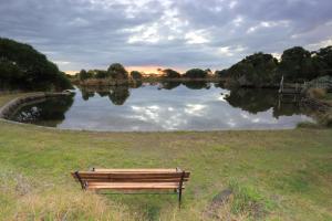 Stanley Lakeside Spa Cabins - On-Site Facilities