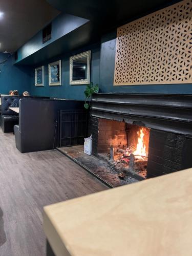 Star Bar Cafe & Hotel - Dining and Culinary Experiences