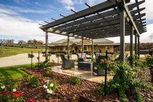 Tallawarra Homestead - Natural Wildlife and Surroundings