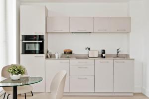 The Chronicle by Supercity Aparthotels - Company Background and Expertise