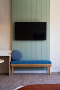 The Clovercrest Hotel Motel - Policies and Procedures