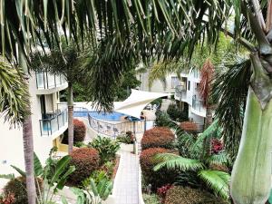 The Cove Yamba - Proximity to Local Attractions