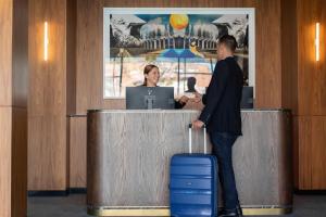 The Gem Hotel - Convenient Location