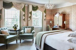 The Goring - Location and Accessibility