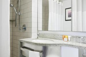 The Grand at Trafalgar Square - Amenities and Facilities