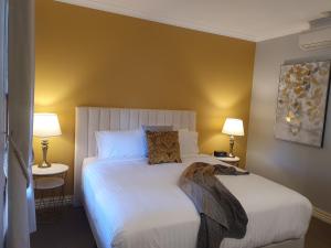The Lancefield Lodge - Special Requests and Policies