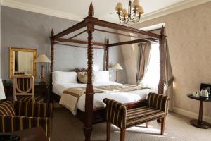 The Leonard Hotel - Nearby Attractions