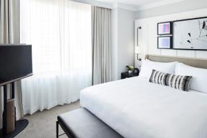 The Luxury Collection Hotel Manhattan Midtown - Location and Accessibility