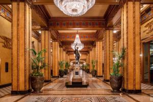 The Roosevelt Hotel New Orleans - Waldorf Astoria Hotels & Resorts - Dining and Lounges