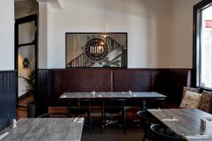 The Royal Hotel, Drouin - Dining and Refreshments