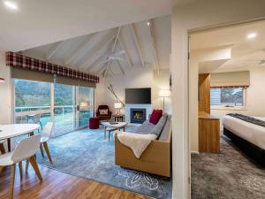 The Sebel Pinnacle Valley - Dining and Dining Amenities