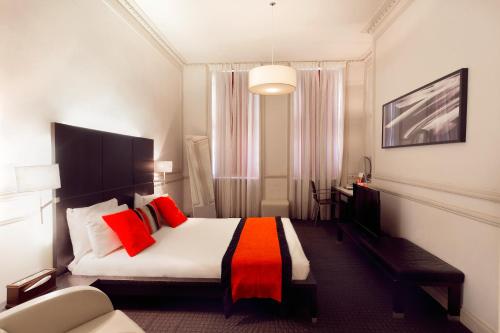 The Sumner Hotel - Breakfast Offerings