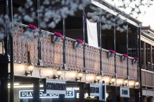 The Woolpack Hotel - Guest Reviews and Ratings