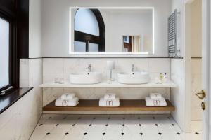 Tivoli Doelen Amsterdam Hotel - Accessibility and Transport
