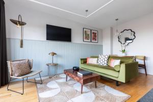 Town Hall Hotel - Shoreditch - Artistic Ambiance and Attractions