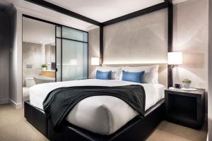Tradewinds Hotel and Suites Fremantle - On-site Dining and Beverage Offerings