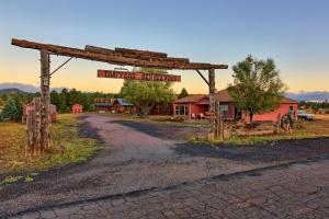 Trappers Rendezvous - Outdoor Activities and Attractions