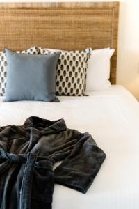 Tuileries at De Bortoli Rutherglen - Check-in and Check-out Details