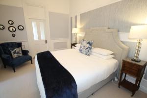 Victoria and Albert Guesthouse - Local Highlights