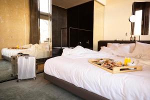 W Amsterdam - Dining Options