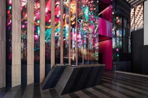 W Melbourne Hotel Review - Amenities and Facilities
