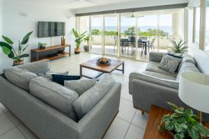Waters Edge Apartment Cairns - Check-in and Policies