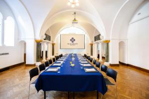 Wellington Hotel by Blue Orchid - Policies and Additional Information