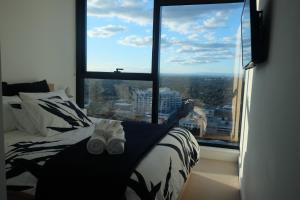 Whitehorse Towers Self Service Holiday Apartment - Guest Reviews and Ratings