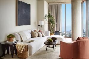 1 Hotel West Hollywood - Nearby Attractions and Accessibility