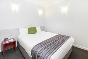 Abode Narrabundah - Booking and Discounts