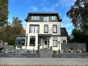 Alp De Veenen Hotel - Booking and Policies