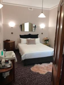 Astor Private Hotel - Cancellation Policies