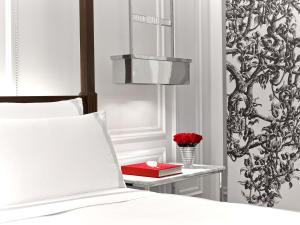 Baccarat Hotel and Residences New York - Policies and Accessibility