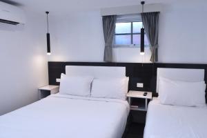 Best Western Plus Buckingham International - Room Types and Pricing