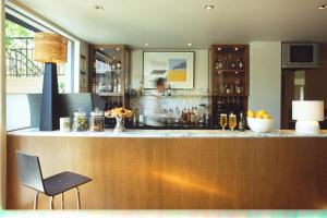 Best Western Plus The Tudor Box Hill - Rooms and Amenities