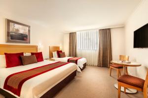 BEST WESTERN PLUS Travel Inn - Guest Experiences