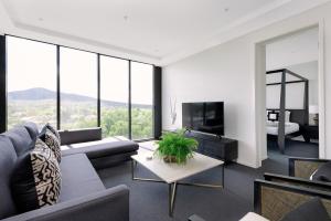 Birch Apartments in the City - Housekeeping and Maintenance
